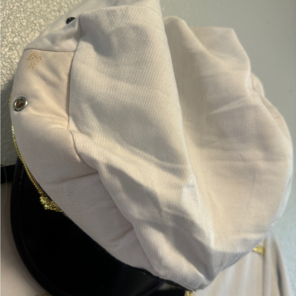 Captain Costume - Picture 6 of 9